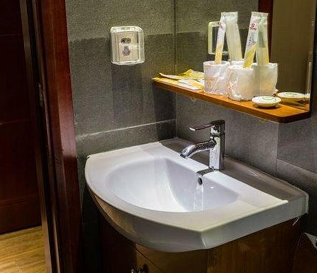 Hengchao Holiday Hotel Гуанчжоу Экстерьер фото